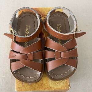 Salt Water Sandals by Hoy - Classic Tan Kids Sandals